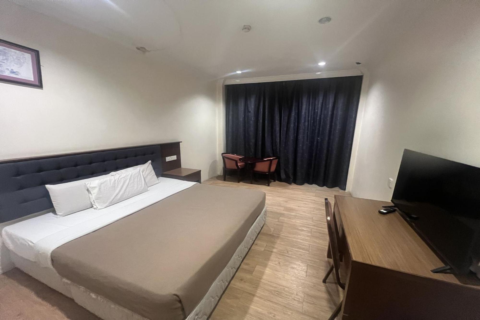 Iris House Hotel ブリンチャン エクステリア 写真